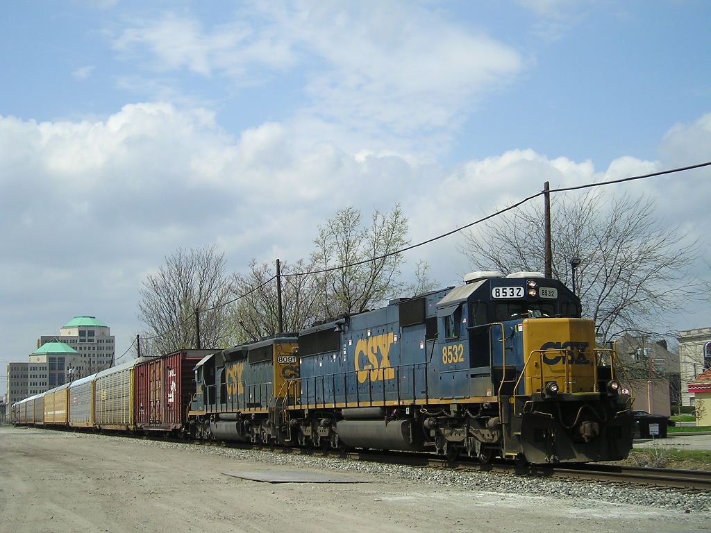 CSXT 8532 On CSX Q 243 Eastbound